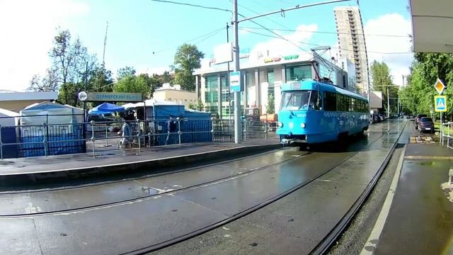 Трамваи Tatra T3 на остановке «Коптевский рынок» смотреть онлайн