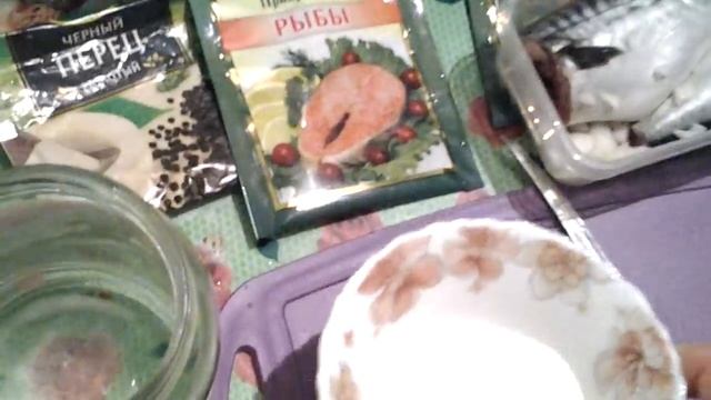 Как быстро засолить скумбрию в домашних условиях.