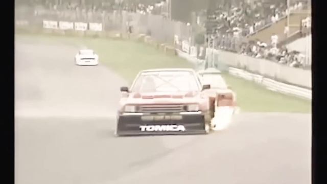 Nissan Skyline - Everything You Need to Know | Up To Speed смотреть онлайн