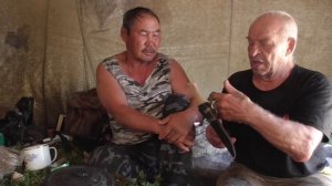 Паша Трифонов и его ножи. ( переделка с магазинных в Эвенкийские)