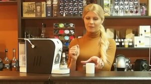Приготовление эспрессо в капсульной кофемашине Lui L'espresso Chic - рецепт эспрессо