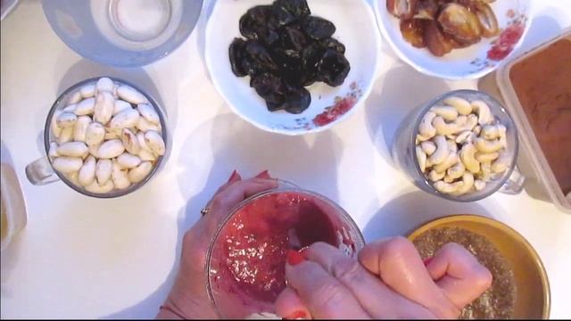 Сыроедческий тортик " Вдохновение"