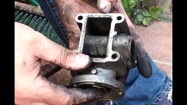 How to Remove, Clean and Replace EGR valve for Vauxhall Zafira 1.9 Diesel смотреть онлайн