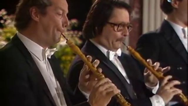 The Amsterdam Baroque Orchestra - Johann Sebastian Bach: Orchestral Suite No. 1 in C major, BWV 106 смотреть онлайн