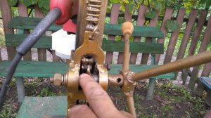 Простая и надёжная стойка для дрели-миксера.