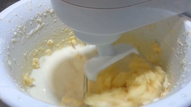 Готовим Сливочное масло в ДОМАШНИХ условиях / ВСЕ ОЧЕНЬ ПРОСТО/ смотреть онлайн