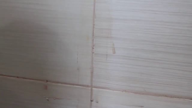 Затирка швов. Как затирать швы керамической плитки. Видеоурок.