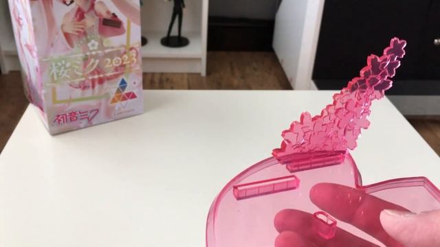Unboxing of Sakura Miku 2023 Luminasta Figure by Sega смотреть онлайн
