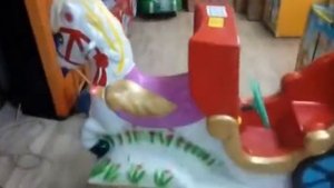 Детский аттракцион качалка "Лошадка" корпус из стекловолокна бу