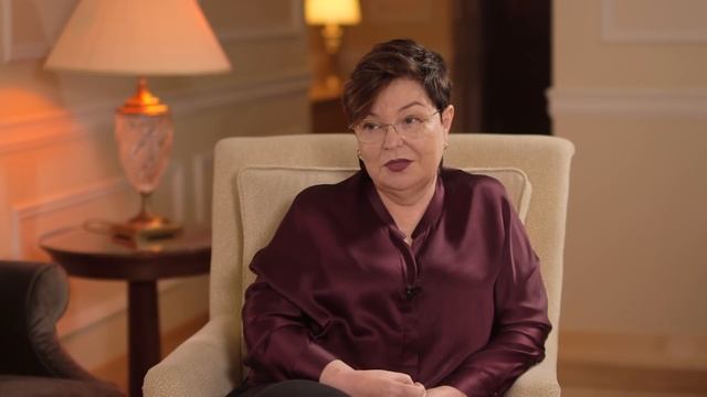 Влияние МАМЫ на жизненные сценарии женщины | Светлана Комиссарук