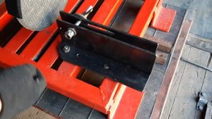 Стойка для болгарки + простейший прижим