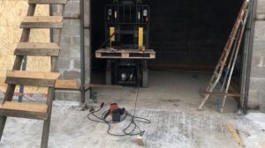 Строю большой гараж  Часть 13  Временные ворота