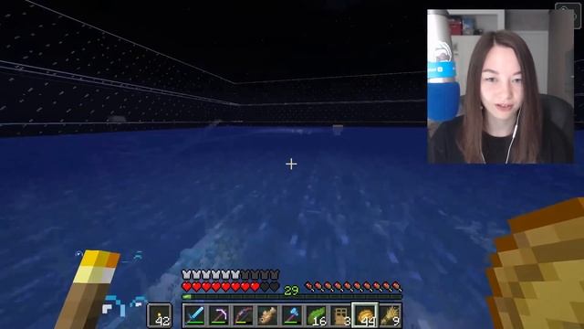 ? МАЙНКРАФТ, но мир в БУТЫЛКЕ - Скайблок Выживание - Подводный Страж *11 серия* смотреть онлайн