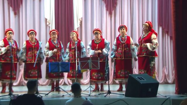 Коло наших ворітець смотреть онлайн