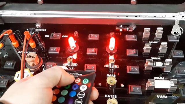 Комплект LED RGB ламп в габариты с пультом LightSpace T10 W5W SMD5050 16 цветов