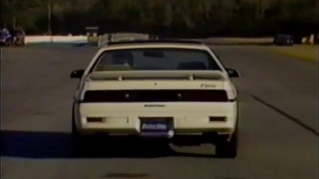 Pontiac Fiero in Motorweek - Part 2/2 смотреть онлайн