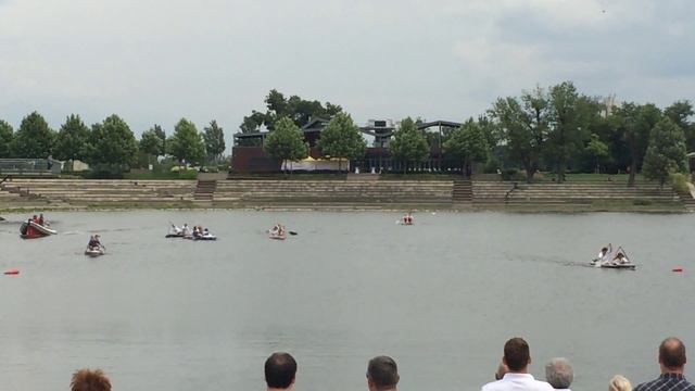 Competitie canoe din beton. Budapesta 2015. Proba băieţi смотреть онлайн