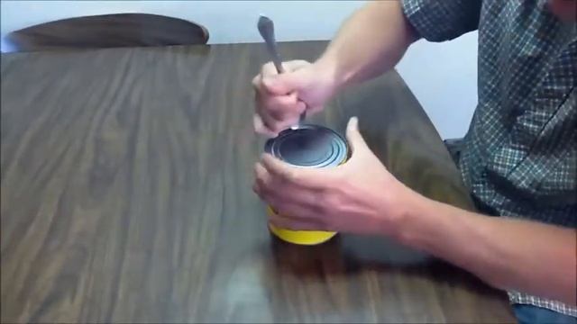 Как открыть консервную банку чайной ложкой смотреть онлайн