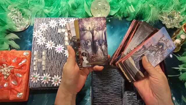 Часть 4. Где живут мои колоды. Как можно украсить коробку из под карт Таро.