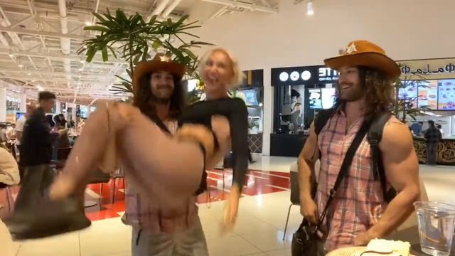 тройничек с блондинкой ?| братики94 смотреть онлайн