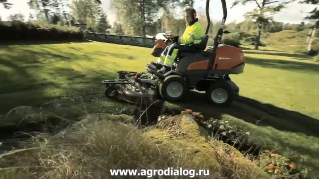 Садовый райдер Husqvarna P525D – работа с косильной декой