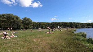 Пляж на Комсомольском озере в Минске