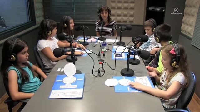 Projecte de "Lapbook" sobre l'Univers, Col.legi Marcel.lí Domingo de Roquetes. смотреть онлайн