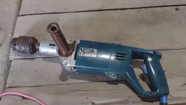 Советская дрель ИЗ-1022А. 400 ватт. смотреть онлайн