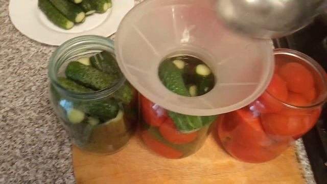 Маринуем огурцы и помидоры. Один рецепт - три вида заготовок!