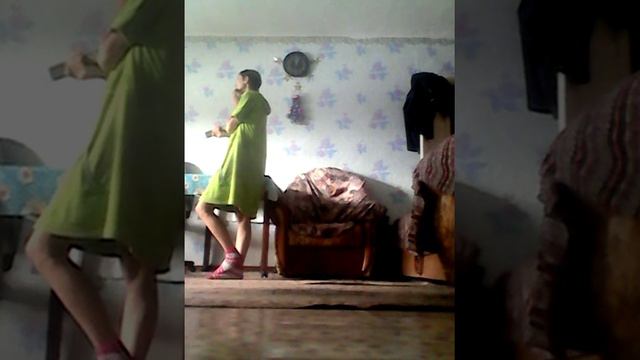 Бесимся дома смотреть онлайн