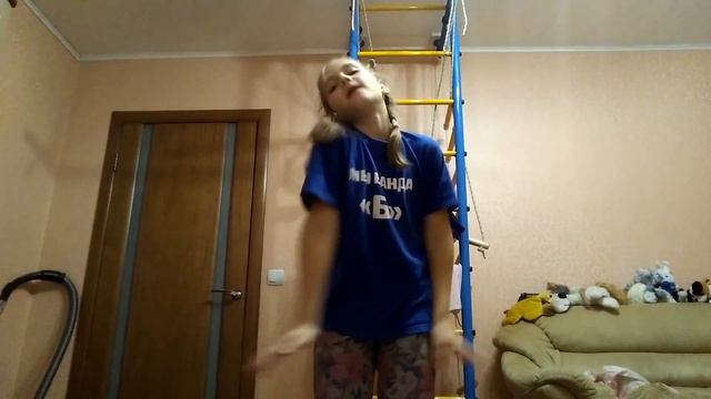 Клип Скромным быть не в моде смотреть онлайн