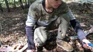 КАК ПОСТРОИТЬ ШАЛАШ-2|HOW TO BUILD A HUT-2