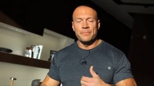 Денис Семенихин. Коктейль POWER MONKEY + рацион самого Дениса