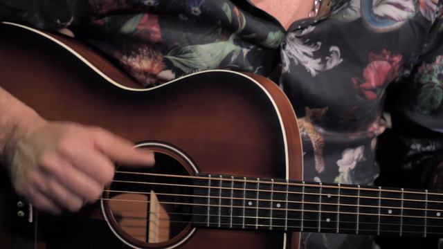 Anchor Guitars Berlin Tabac AE | Mother's House by Roberto Morbioli смотреть онлайн