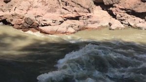 Голубая вода реки Белой в Гранитном каньоне (Адыгея) - Лагонаки.ру