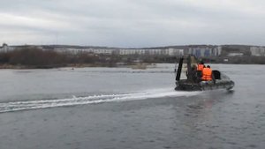 Аэролодка Пиранья-1М с максимальной загрузкой 3 - 4 - 5 человек. Пиранья-1М - дёшево и сердито