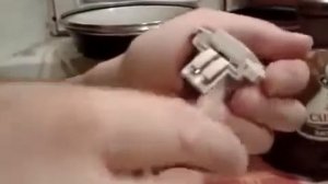 Legrand Valena  переделка фиксирующегося выключателя в импульсный выключатель