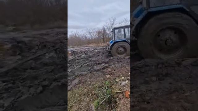 что может по грязи МТЗ. сила . трактор.что такое мощь.как.