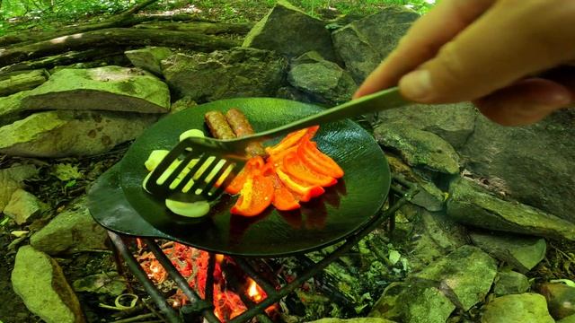 Лесная кухня .Завтрак на природе . Бушкрафт