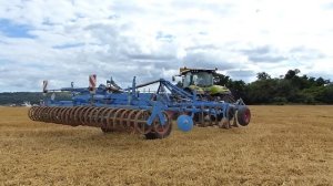 CLAAS LEXION 760 - CLAAS AXION 840 - LEMKEN KARAT 9 / 600 KUA