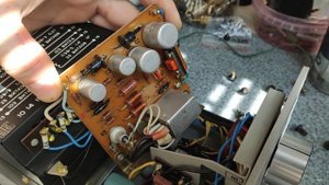 Усилитель Бриг 001 1977 года 1я ревизия  обзор плат по ближе и более детальнее.