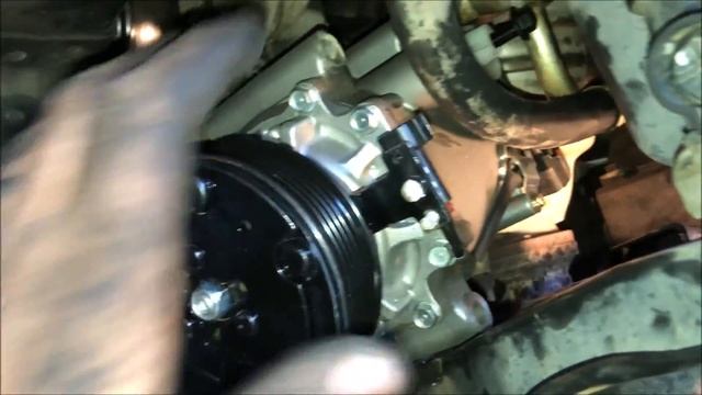 How To Replace AC Compressor 2005 Saturn Vue смотреть онлайн
