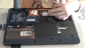 Разборка и чистка ноутбука dns w350etq