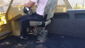 Амортизационная стойка для катера и лодки