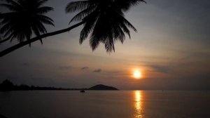 1 час расслабляющего шума океана. Самый красивый закат. 1 hour of relaxing ocean noise. Sunset.