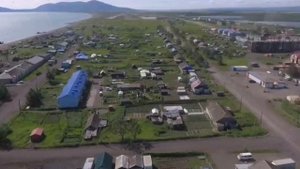 Поселок Оссора расположен на берегу одноименной живописной бухты Карагинского залива Берингова моря
