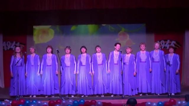 Народный вокальный женский ансамбль «Рябинушка», песня "Хорошо что ты пришел" смотреть онлайн