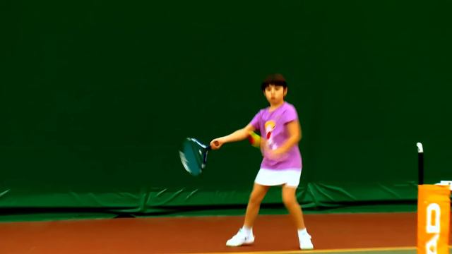 kids forehand slow motion , удар справа в замедленной сьемке смотреть онлайн