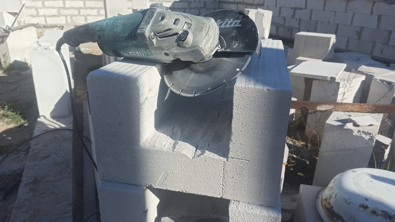 Изготавливаю U блок для перемычек. Советы по строительству. Как построить дом в два раза дешевле. смотреть онлайн