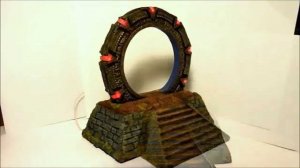 Действующая модель Звездных врат из бумаги